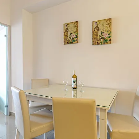 Palapart Gikas Apartment Gouvia